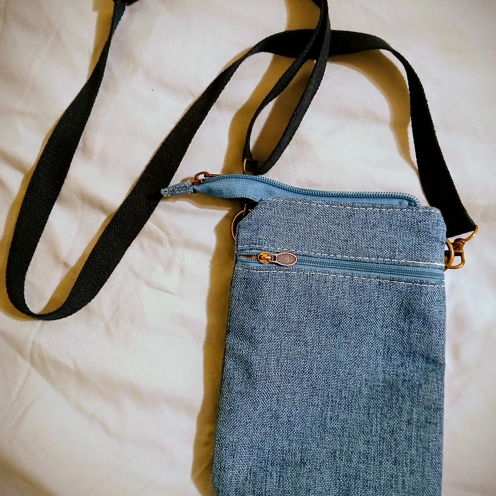 Stylish Blue and Multicolor Patterned Women's Bag - image 2